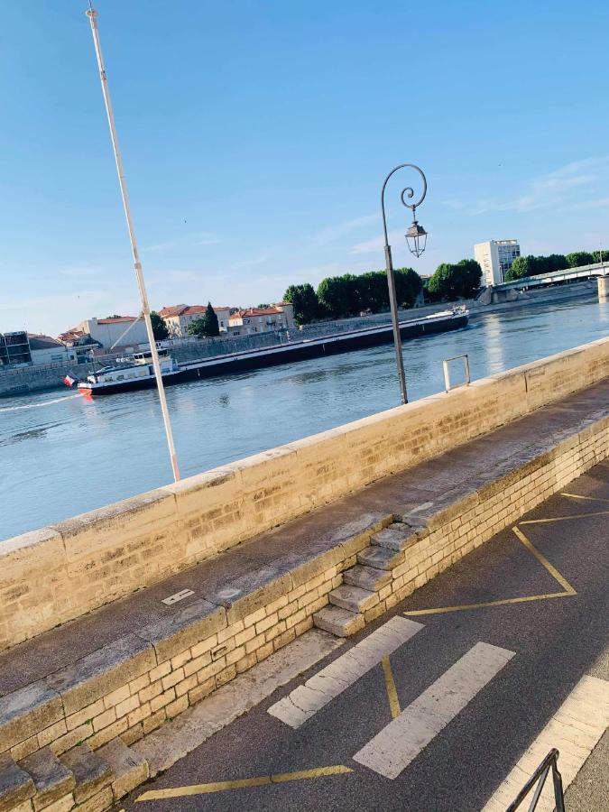 شقة Sur Les Quais... آرْلْ المظهر الخارجي الصورة